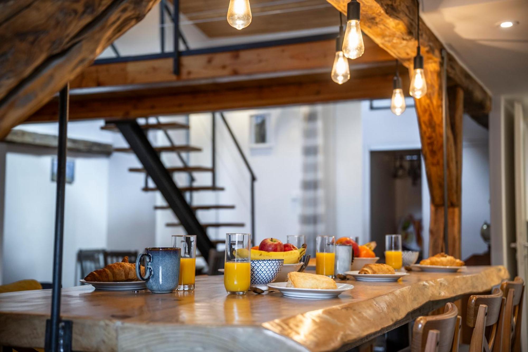 Superbe Loft - Situ Sur La Place Centrale Barcelonnette Exterior foto