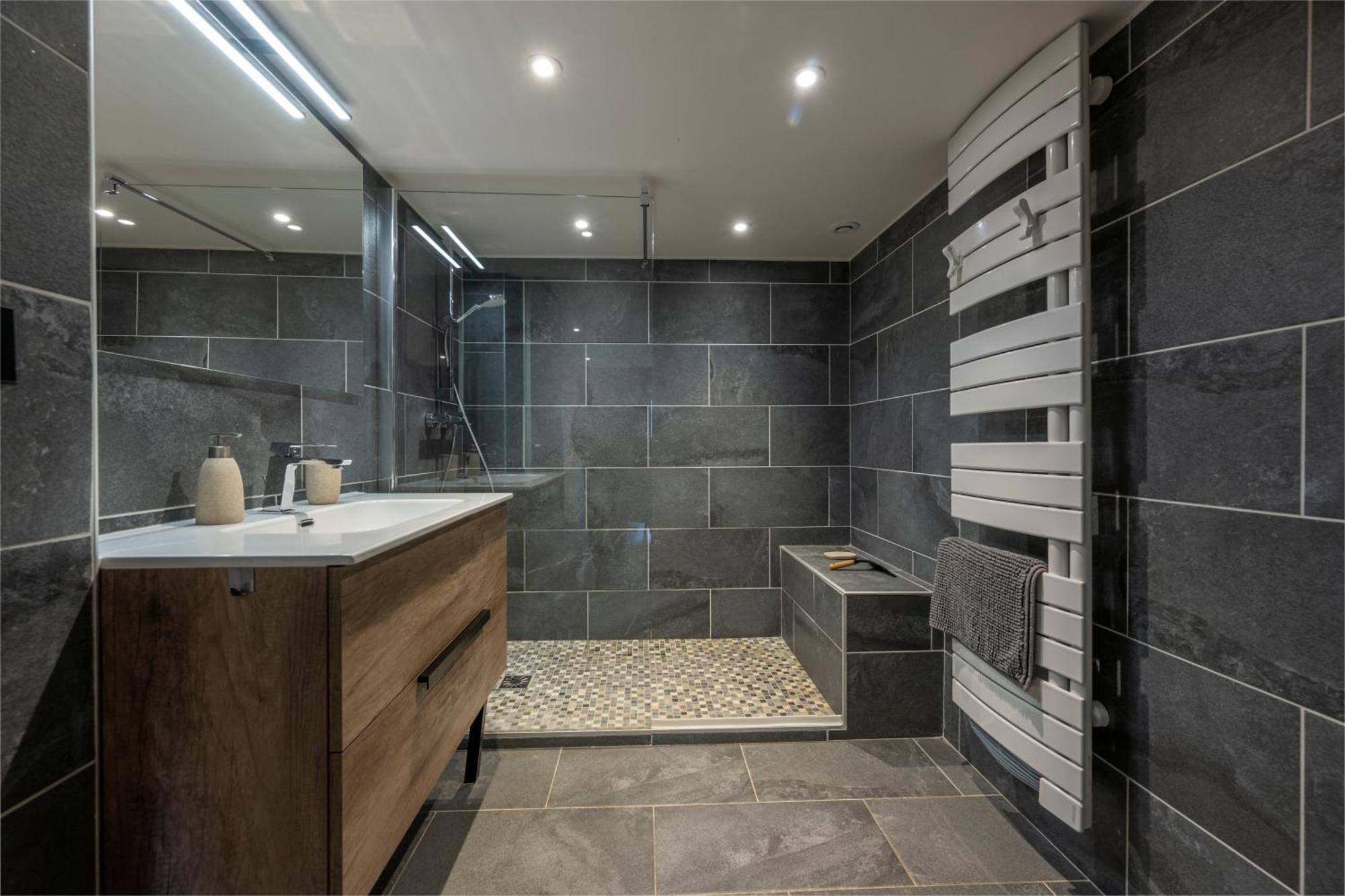 Superbe Loft - Situ Sur La Place Centrale Barcelonnette Exterior foto