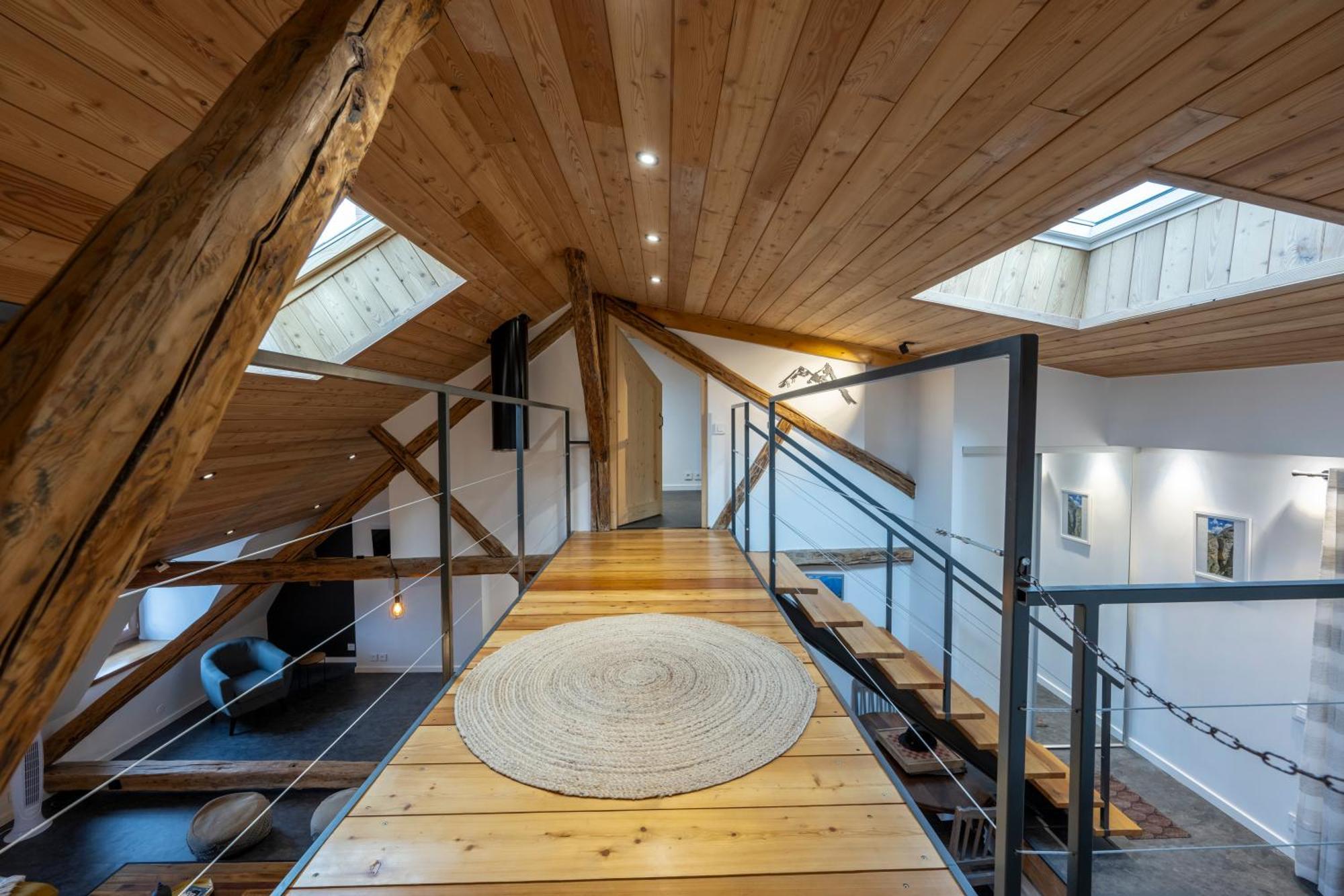 Superbe Loft - Situ Sur La Place Centrale Barcelonnette Exterior foto