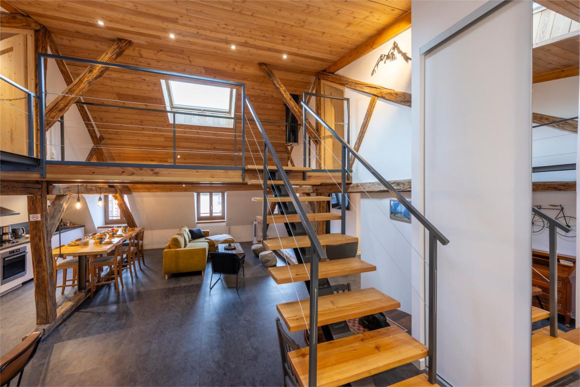 Superbe Loft - Situ Sur La Place Centrale Barcelonnette Exterior foto