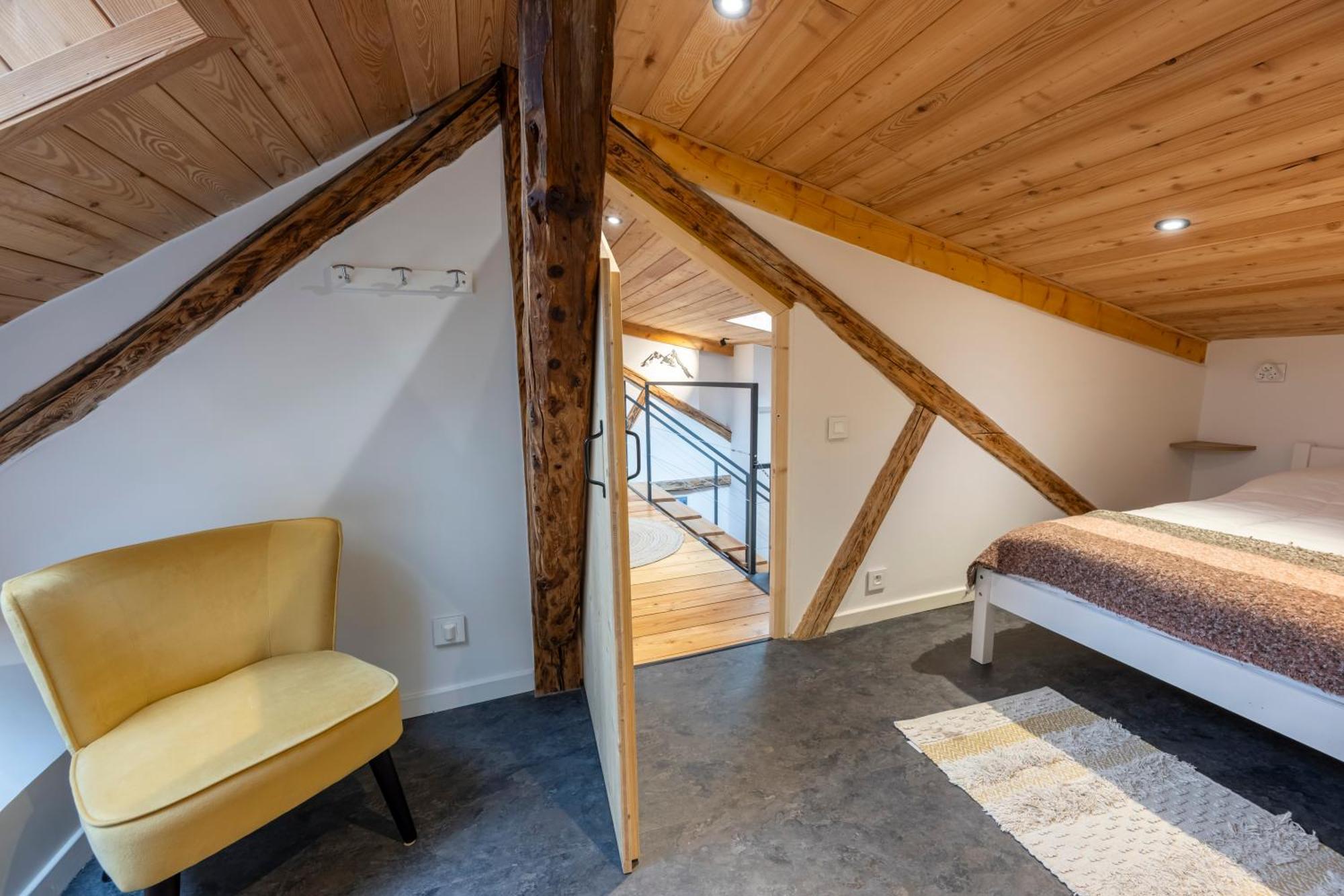Superbe Loft - Situ Sur La Place Centrale Barcelonnette Exterior foto